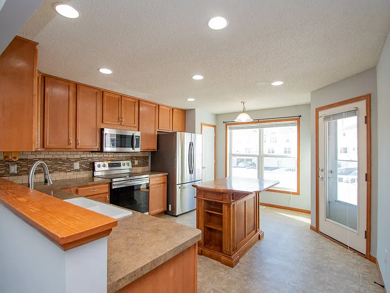 15119 Fanning Dr N — Photo 18
