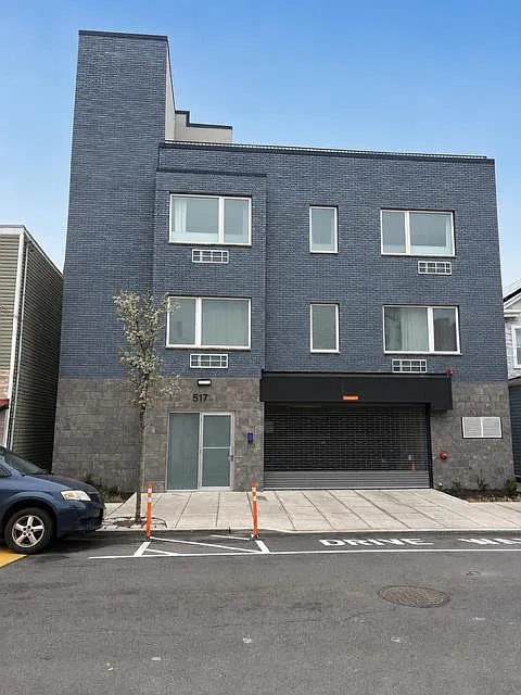 2 bed, 2.0 bath, $3,800 — Photo 2