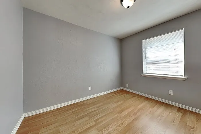 4731 Bedford Dr — Photo 14