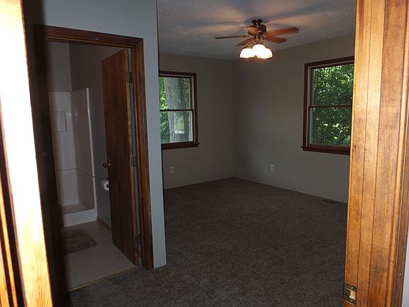Master Bedroom - Downstairs