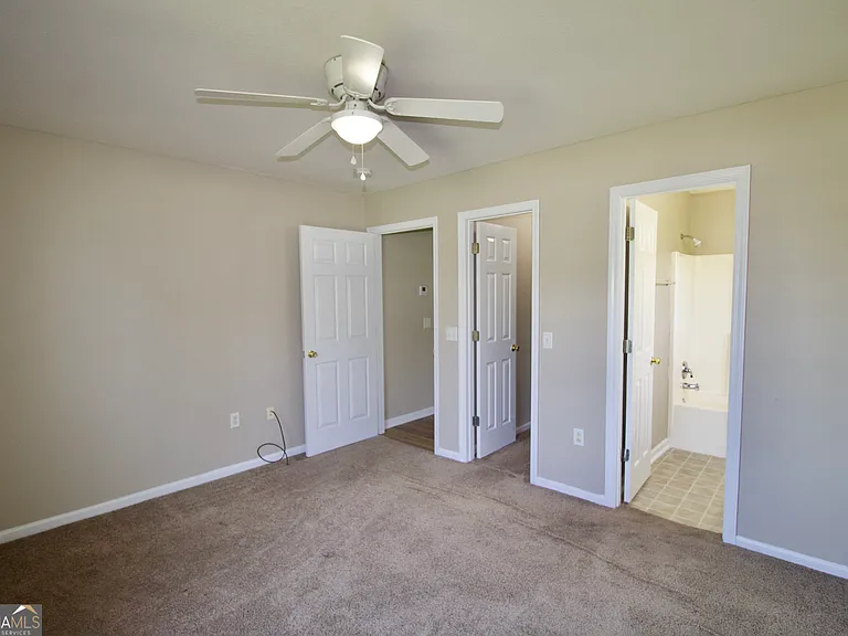 2102 Gabbies Run — Photo 12