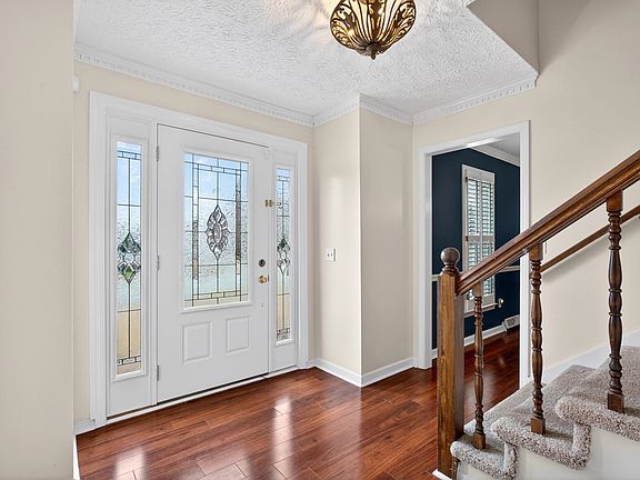 4th image of 100 Terrence Ct