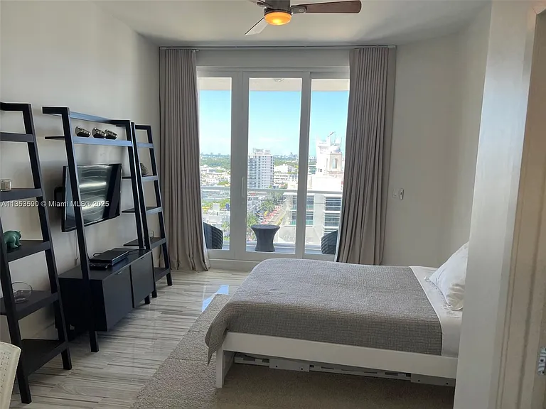 100 Lincoln Rd #Penthouse 9 — Photo 35