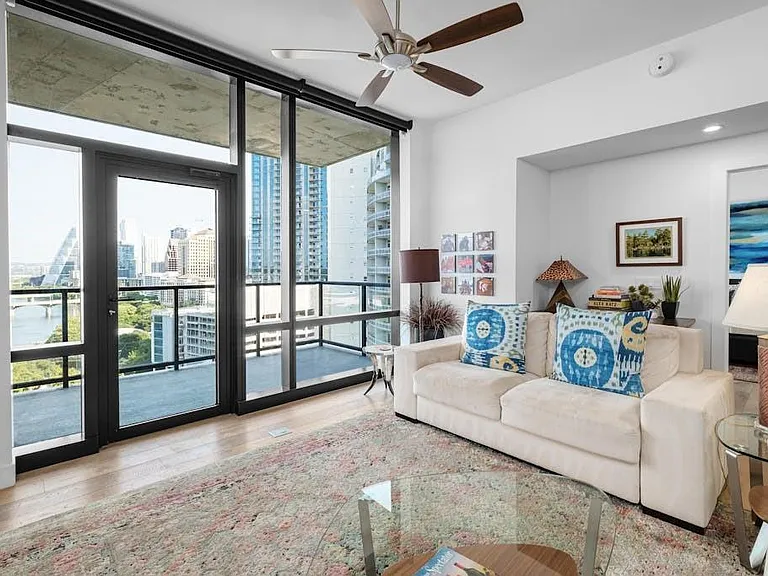 70 Rainey St #1306 — Photo 2