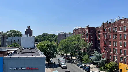 Rented by Strivers Management Group Corp (Brokerage)