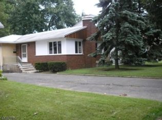 371 Walnut Ave, Cranford, NJ 07016