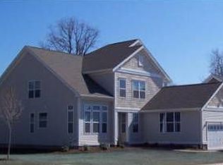 32 Broadmeadow Rd, Wallingford, CT 06492