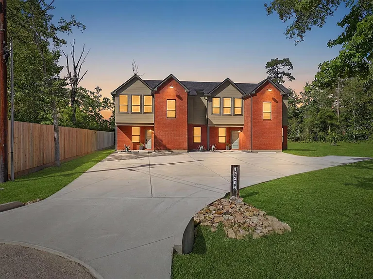 12204 Hairston Cir #A — Photo 2