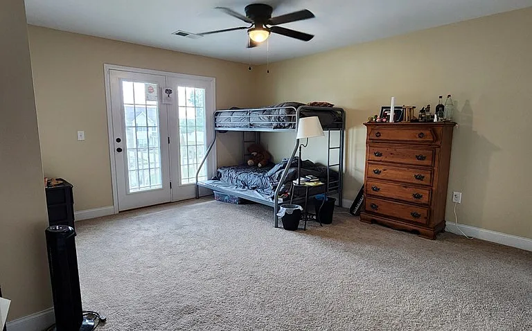 910 McCathern Ave — Photo 43