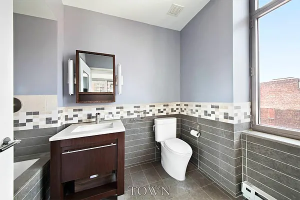 Sold by Town Residential | media 26