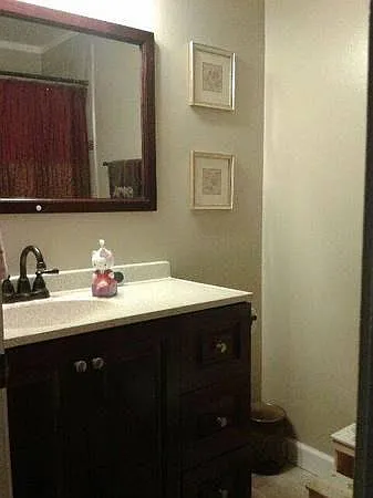 2 bed, 1100 sqft, $2,100 — Photo 3