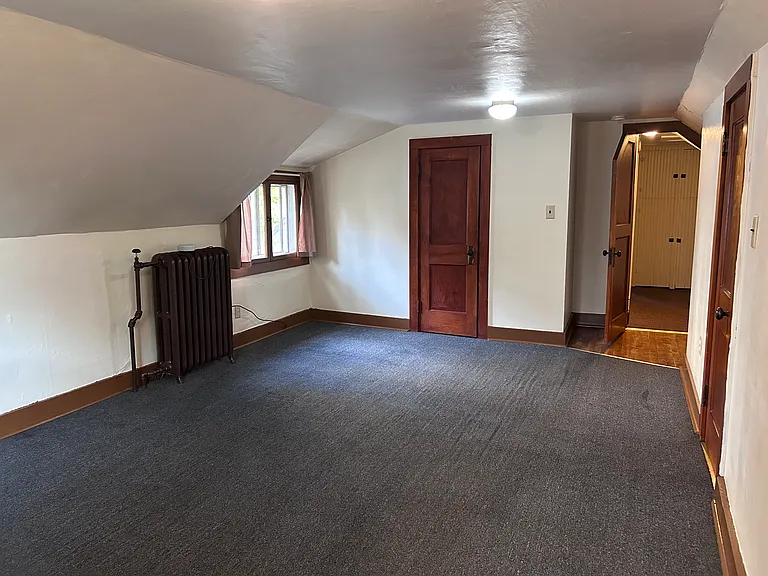 223 W Hewitt Ave — Photo 7