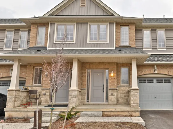 17 White Star Ln, Grimsby, ON L3M 0H4