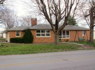 107 N 1st St, Owensville, IN 47665