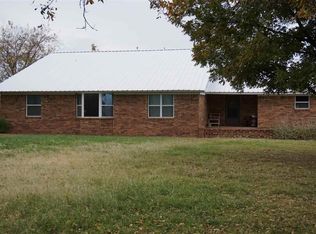 2820 Peterson Rd S, Iowa Park, TX 76367
