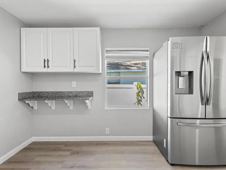 1608 7th Ave E — Photo 4