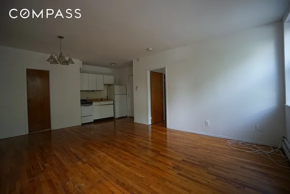 Rented by Compass | media 9