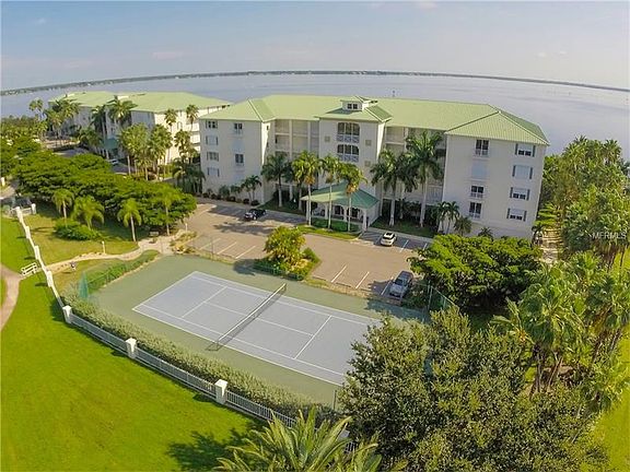 2nd image of 200 Harbor Walk Dr #3