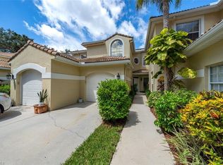 65 Silver Oaks Cir #203, Naples, FL 34119