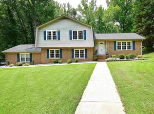 17 Burlwood Ct, Taylors, SC 29687