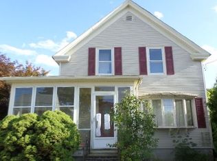 36 Bodwell Ave, Lowell, MA 01854