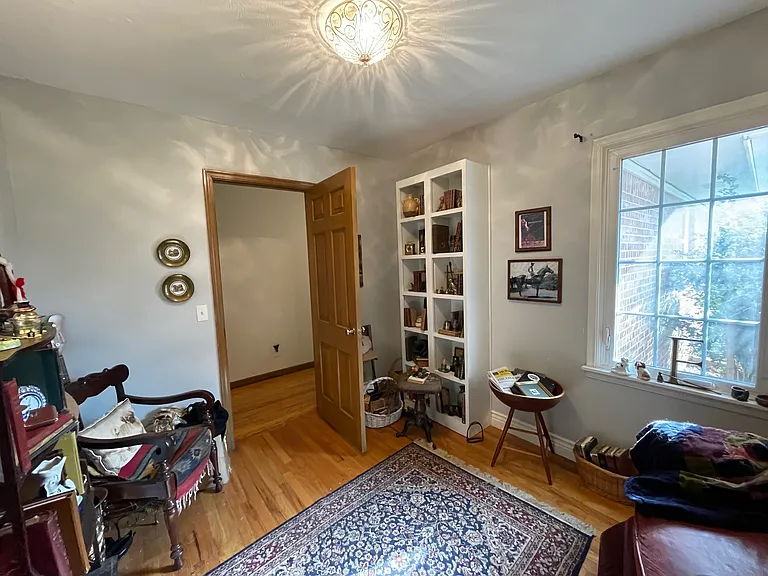 2221 W 4th Ave — Photo 17