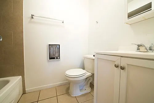 6022 S Indiana Ave Chicago, IL 60637 Photo 1