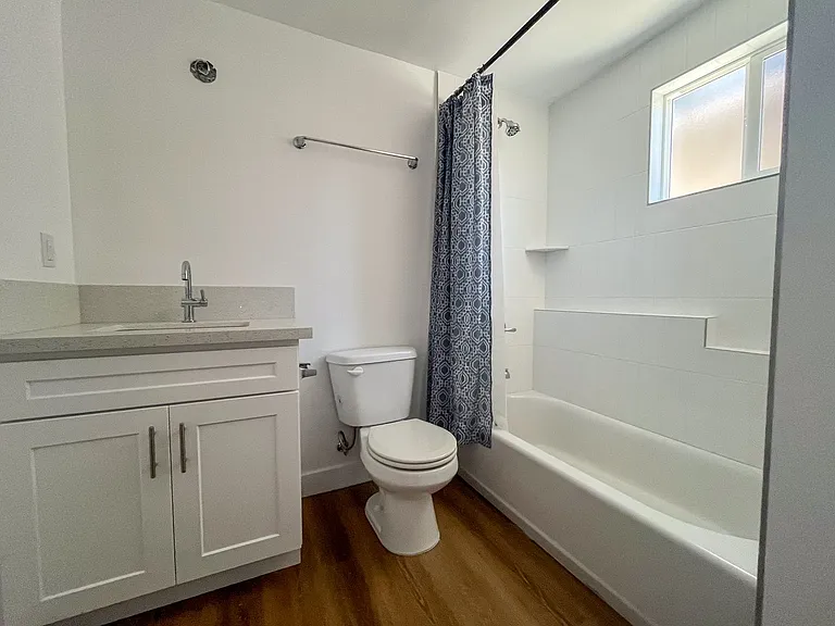 116 N Helberta Ave — Photo 17