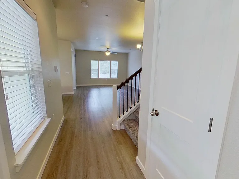5024 Woodbine Dr SW — Photo 10