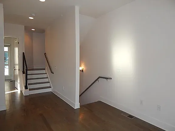 807 Melpark Ct — Photo 18