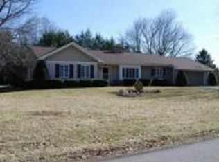 7070 Scenic Dr, Bloomsburg, PA 17815