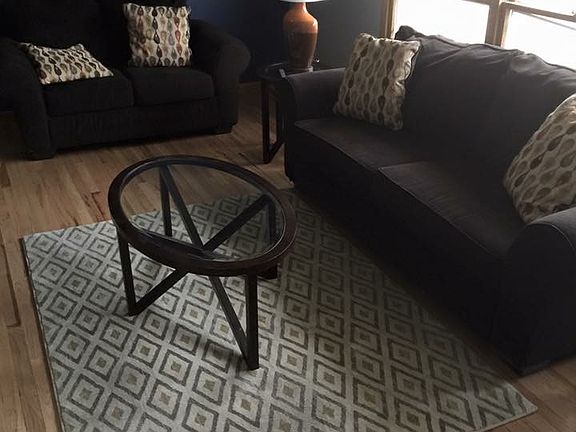 3rd image of 2601 Pawnee Ave