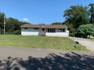 131 Grant St, Bayville, NJ 08721