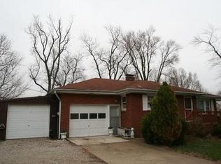 301 S Division St, Stanford, IL 61774