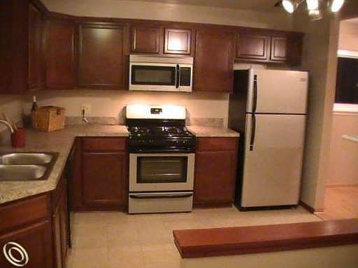 5th image of 8548 Mercedes St