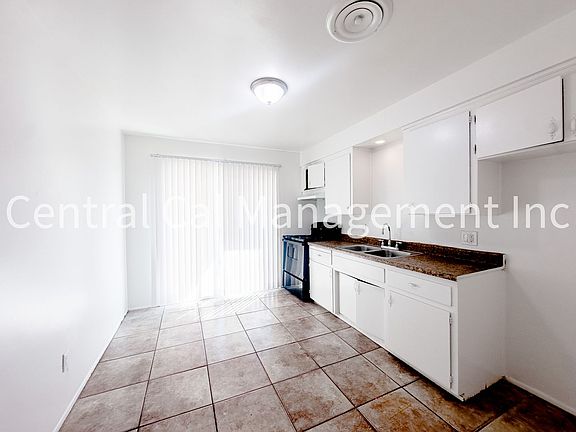 5th image of 611 Wilson Ave