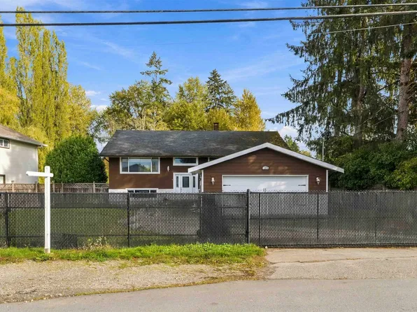 11926 236th St, Maple Ridge, BC V4R 2G2