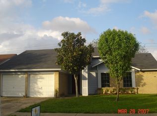 11227 Mulholland Dr, Stafford, TX 77477