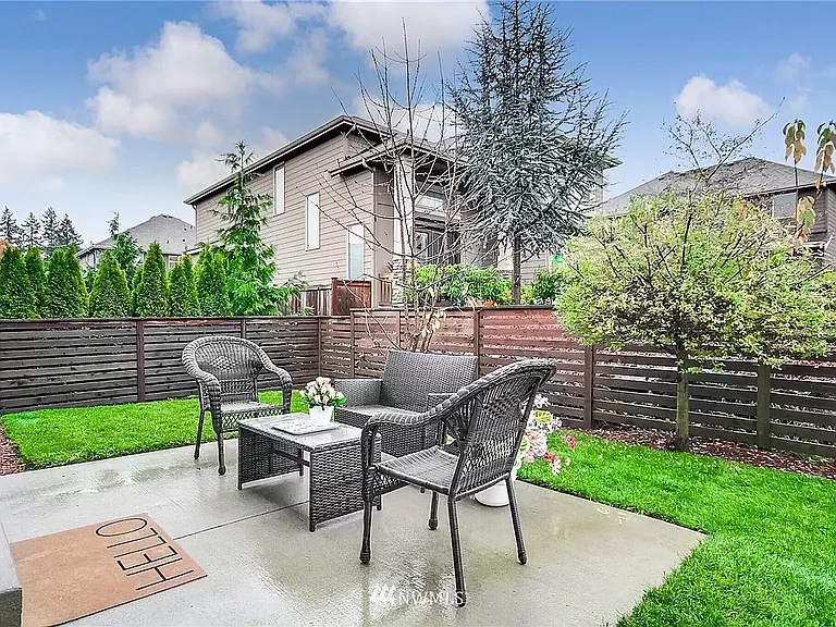 5113 NE 11th Pl — Photo 3