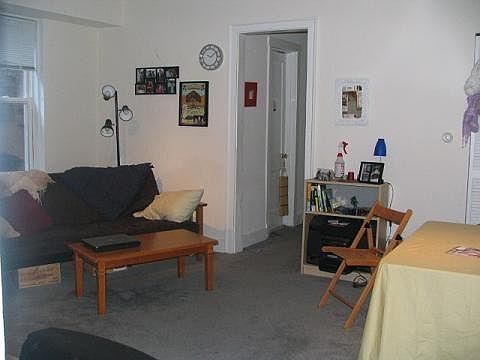 3rd image of 3727 N Pine Grove Ave APT 302
