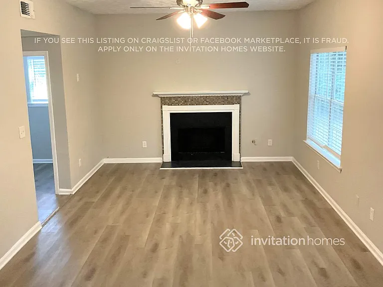 3261 Sugar Creek Falls Ave — Photo 2