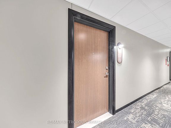 2nd image of 525 New Dundee Rd #322