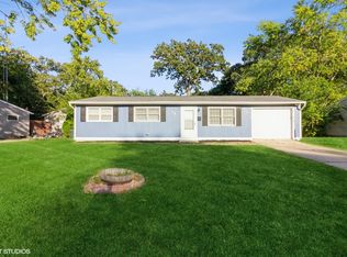 73 Sierra Rd, Montgomery, IL 60538