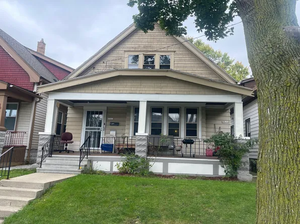 1945 W Keefe Ave, Milwaukee, WI 53206