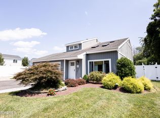 33 Brand Rd, Toms River, NJ 08753