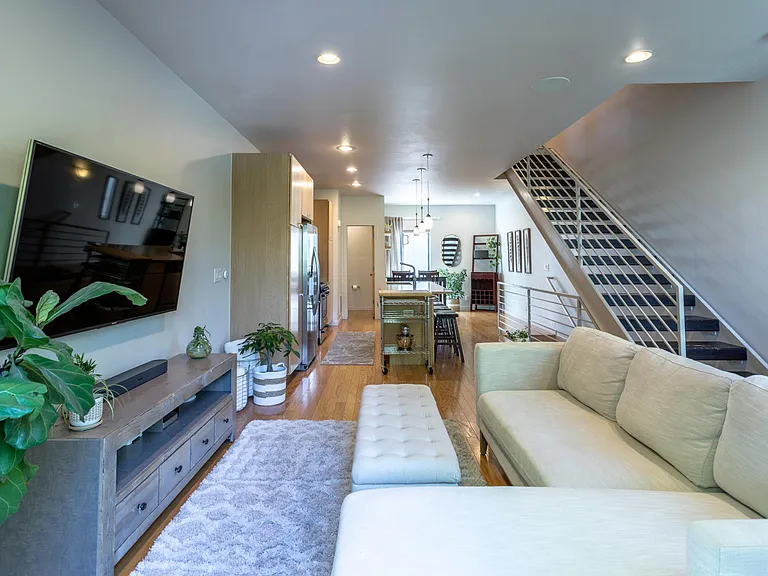 2494 Champa St — Photo 12