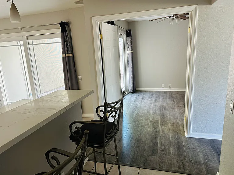 11043 Clairemont Mesa Blvd — Photo 18