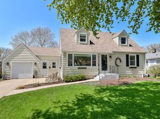 309 S Buell Ave, Aurora, IL 60506