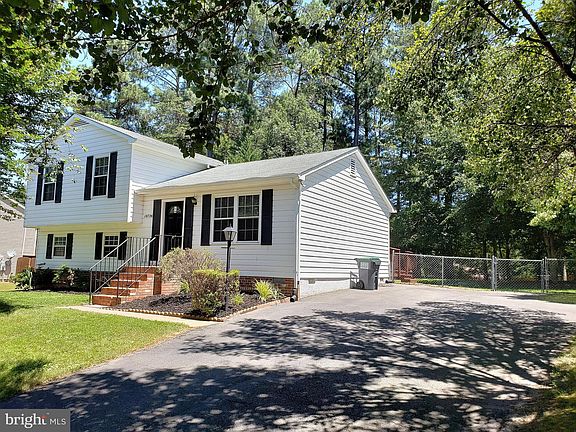 2nd image of 10726 Cobblestone Dr