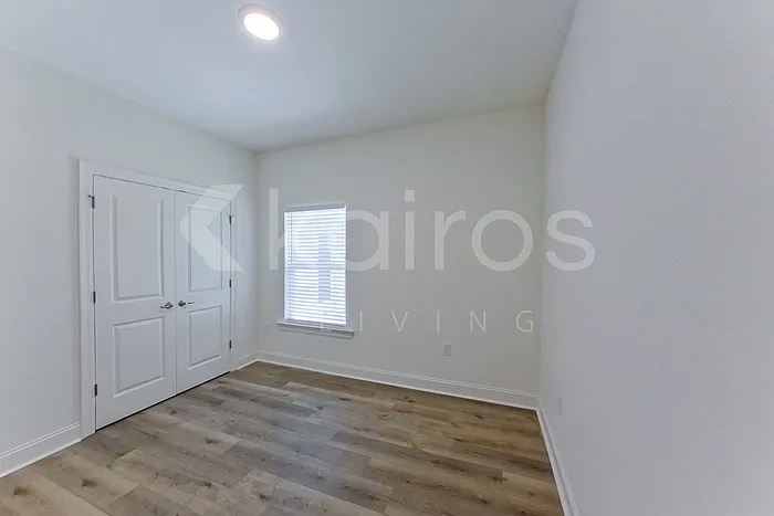 7936 Hendrick Dr — Photo 13